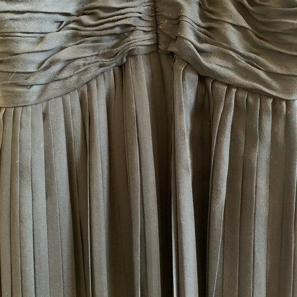 OLEG CASSINI SILK V-NECK BEAD STRAPS GOWN SZ: 4 - Picture 6 of 8